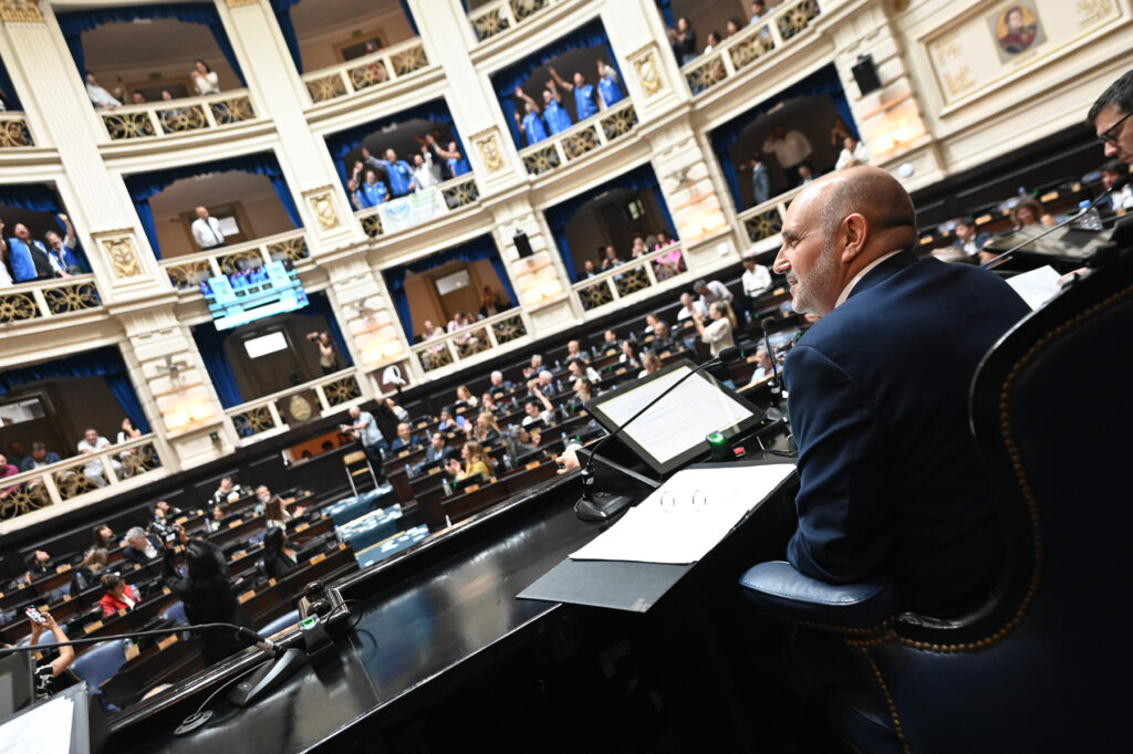 La oposición presiona a Kicillof: ¿suspenderán las PASO en la Provincia?