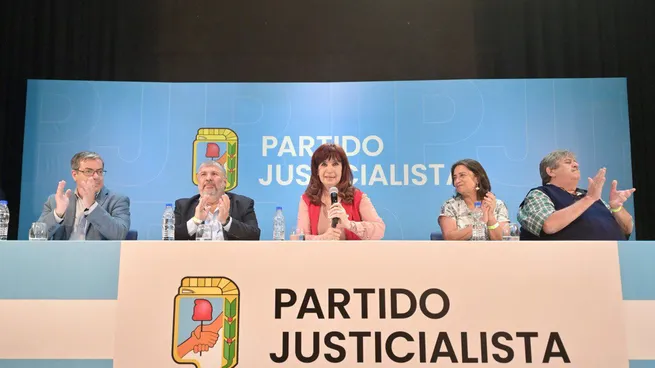 Cristina Kirchner reactiva el PJ mientras Kicillof y su MDF sacuden al Peronismo